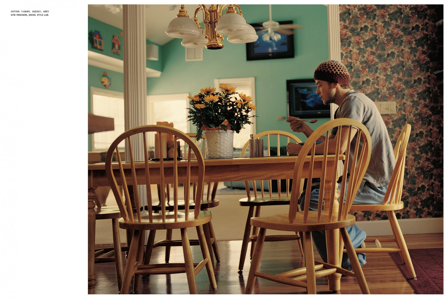 L’UOMO Vogue cover by Justin Timberlake Justin Timberlake: At Home, L'Uomo Vogue November 2002 – Steven Klein