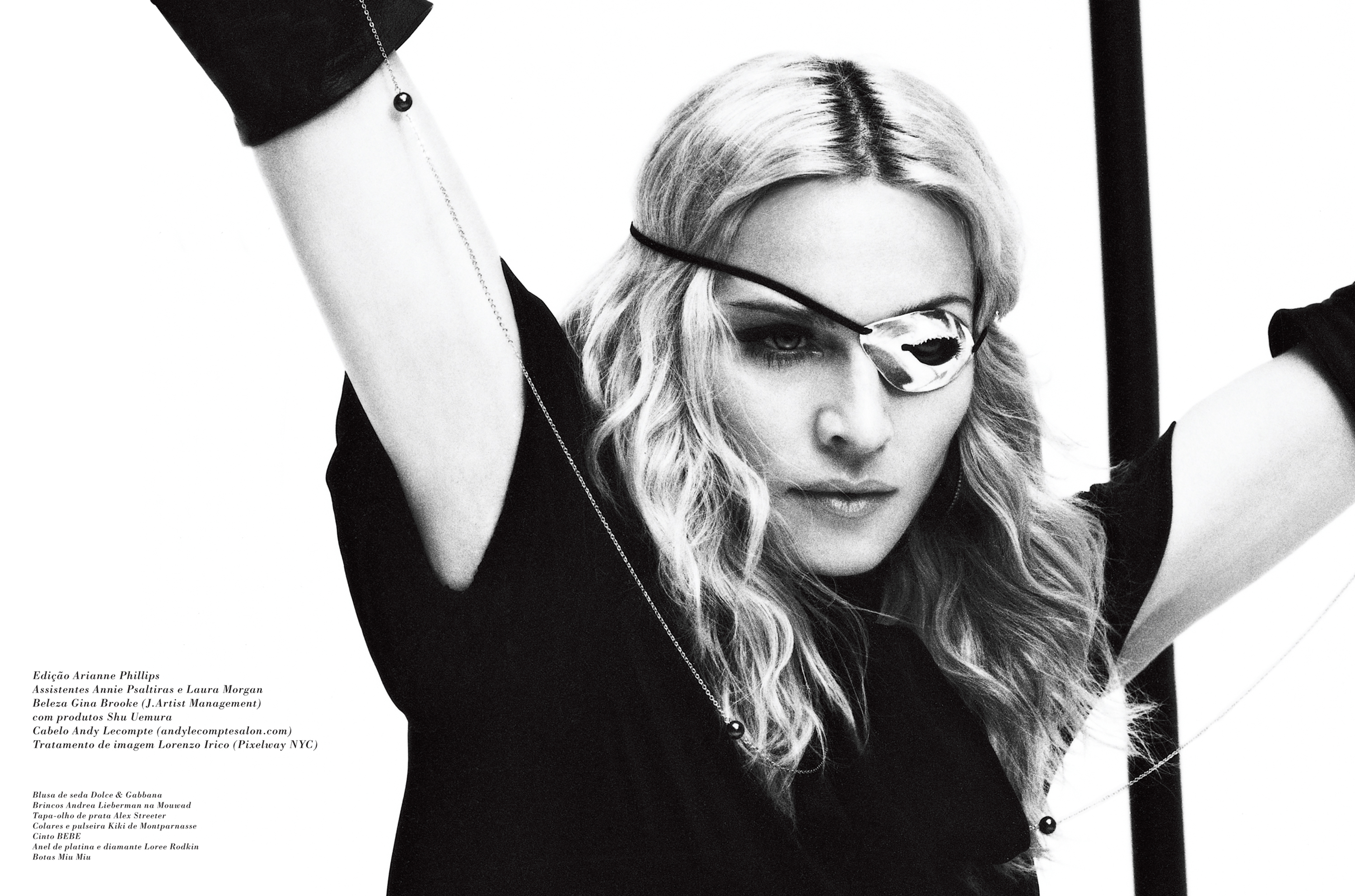女性情報誌 Vogue brasil December 2021 SATC ファン歓喜！キム・キャトラル演じるサマンサ・ジョーンズが
